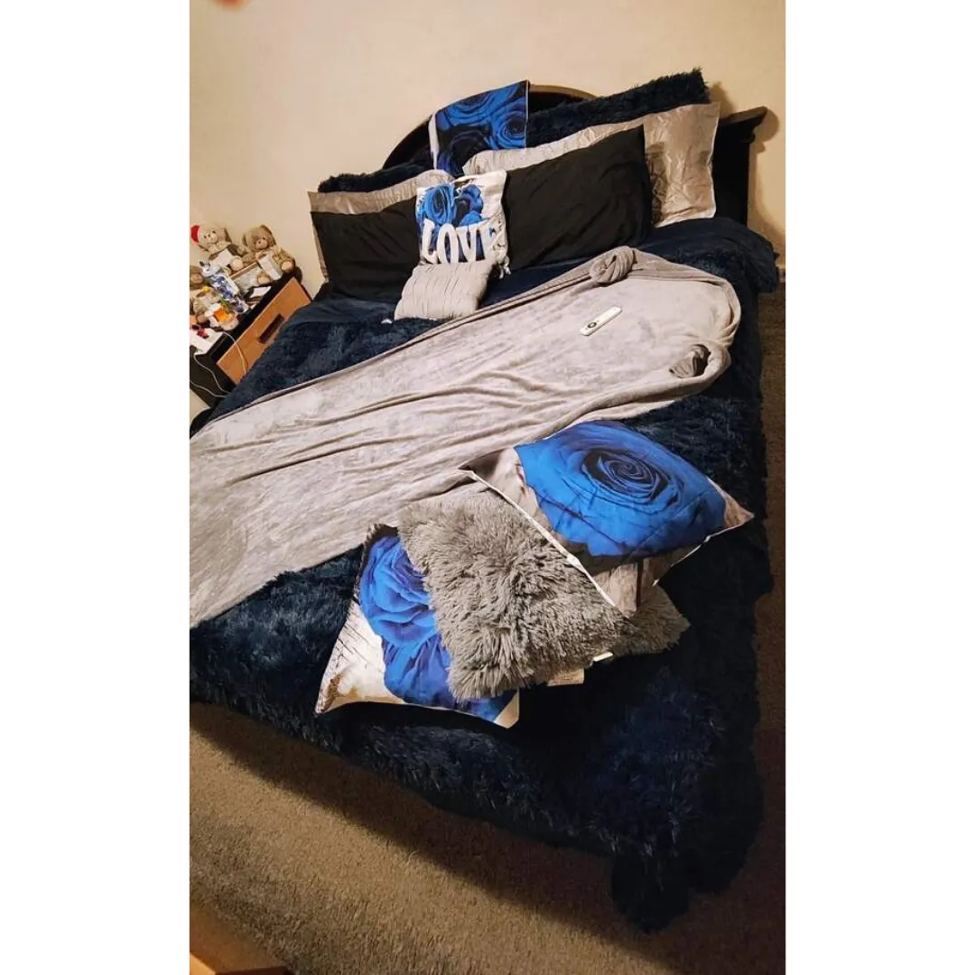 Customers comforter set (4)